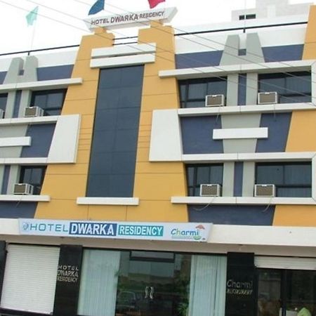 Dwaraka Residency Hotel Kākināda Kültér fotó